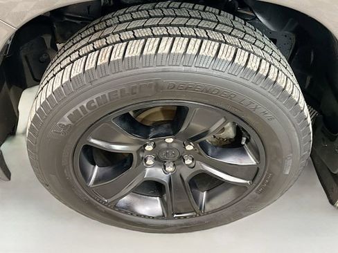 Used 2021 RAM 1500 Big Horn image 31