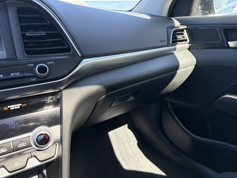 Used 2020 Hyundai Elantra Value Edition w/ Cargo Package (C1) image 16