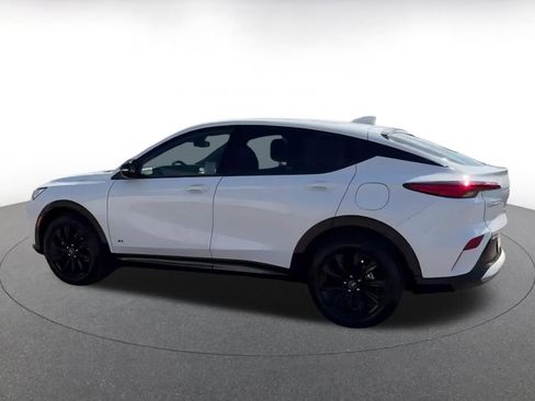 Used 2025 Buick Envista Sport Touring image 10