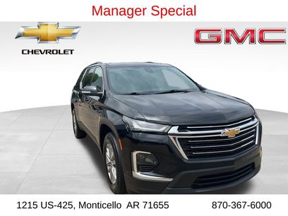 Used 2023 Chevrolet Traverse LT