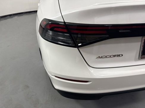 Used 2023 Honda Accord EX image 33