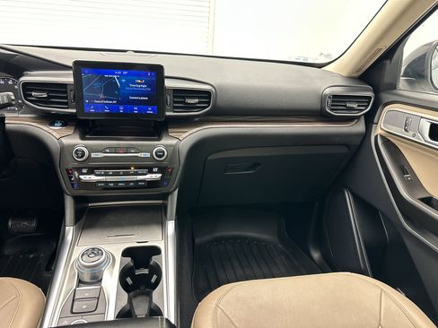 Used 2020 Ford Explorer Limited AWD/4WD image 28