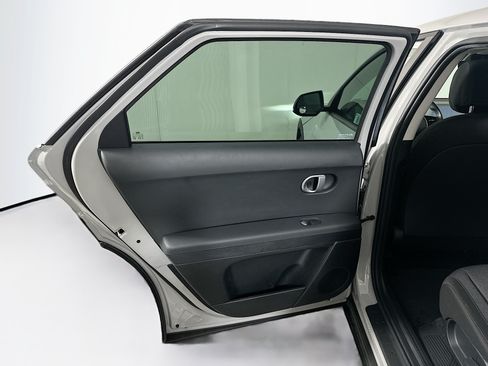 Used 2024 Hyundai Ioniq 5 SE RWD image 27
