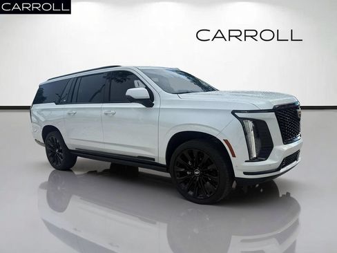 Used 2025 Cadillac Escalade ESV Sport Platinum w/ LPO, ONYX Package AWD/4WD image 1