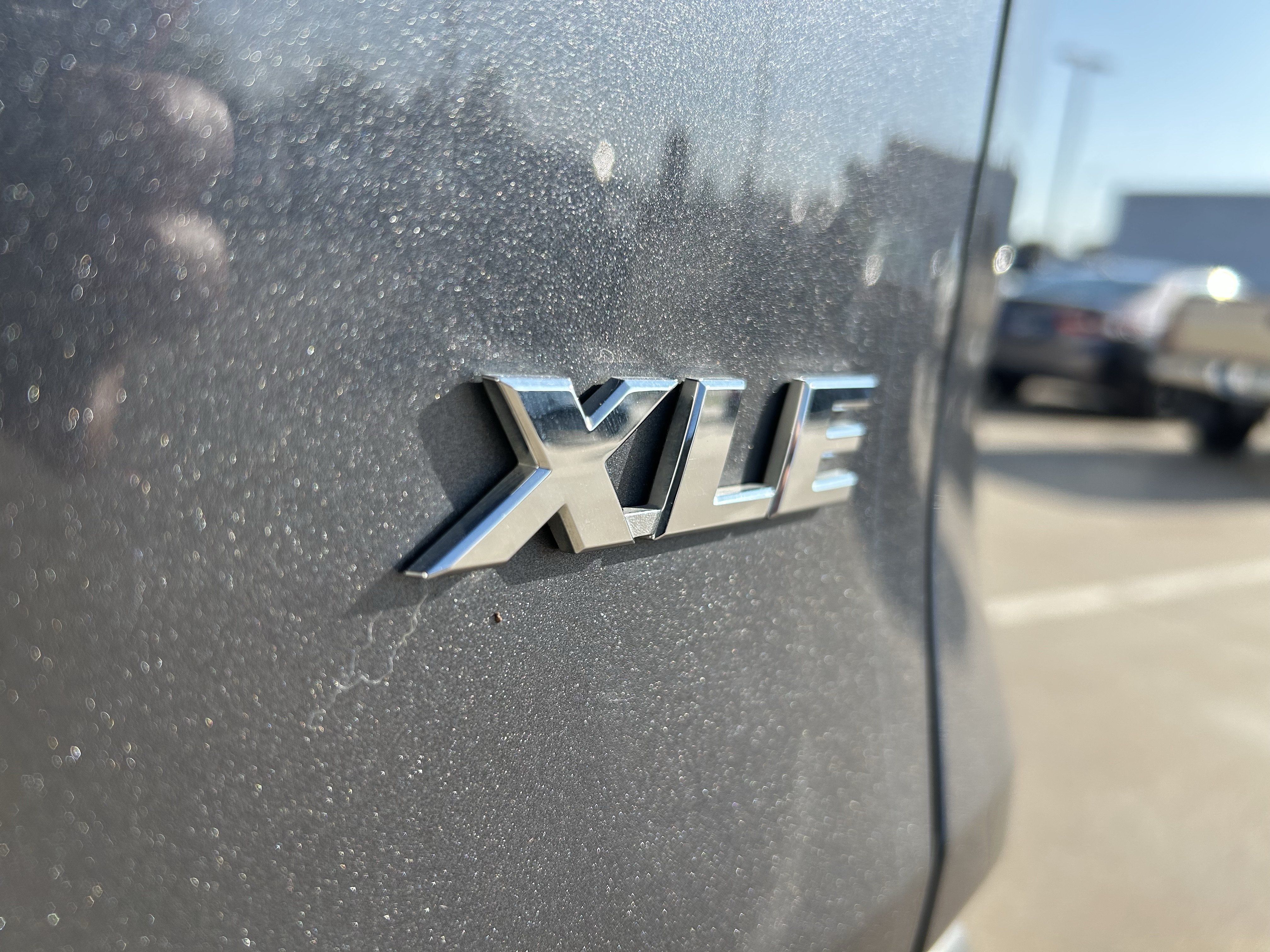 Used 2025 Toyota RAV4 XLE FWD image 9