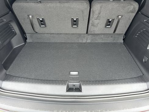 New 2026 GMC Acadia Elevation FWD image 27