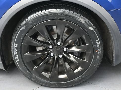 Used 2016 Tesla Model X 90D image 38