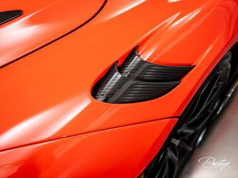 Used 2021 McLaren 765LT RWD image 11