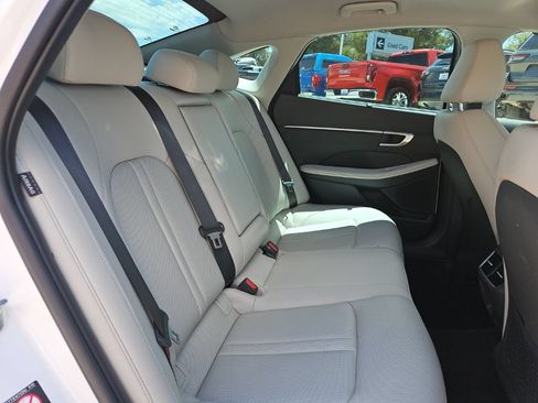 Used 2022 Hyundai Sonata Limited FWD image 28