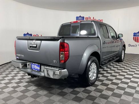 Used 2019 Nissan Frontier SV RWD image 3