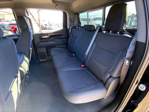 Used 2024 Chevrolet Silverado 1500 LT w/ Z71 Off-Road Package image 19