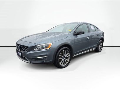 Used 2018 Volvo S60 T5 Cross Country Platinum