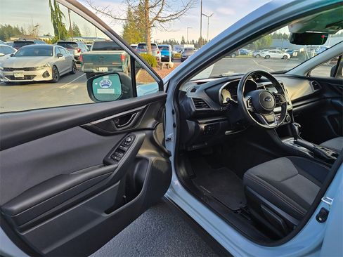 Used 2023 Subaru Crosstrek 2.0i Premium w/ Popular Package #3 image 8