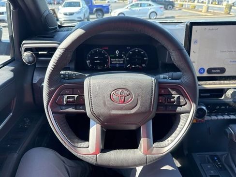 Used 2025 Toyota Tacoma Limited image 22