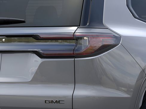 New 2026 GMC Acadia Denali Ultimate w/ LPO, All-Weather Package AWD/4WD image 11