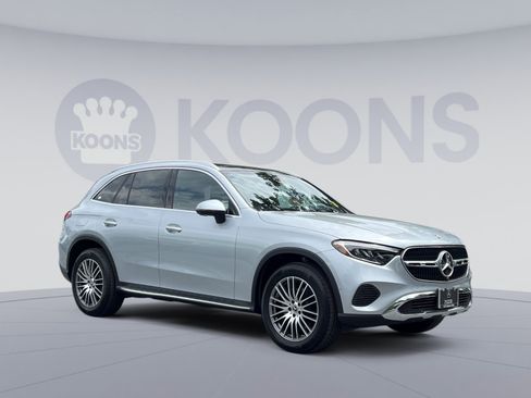 Certified 2026 Mercedes-Benz GLC 300 4MATIC image 2