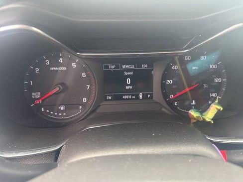 Used 2022 Chevrolet TrailBlazer LT image 2