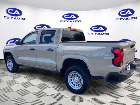 Used 2023 Chevrolet Colorado W/T image 5