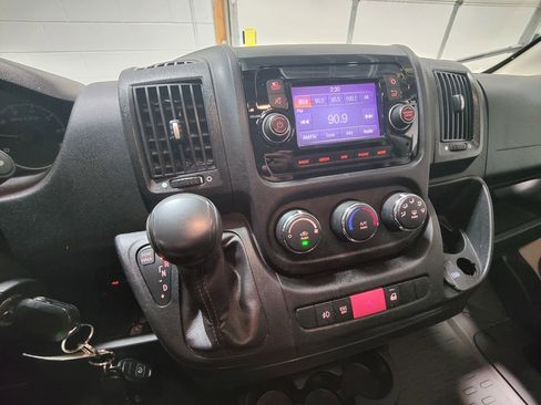 Used 2021 RAM ProMaster 3500 w/ Convenience Group image 25