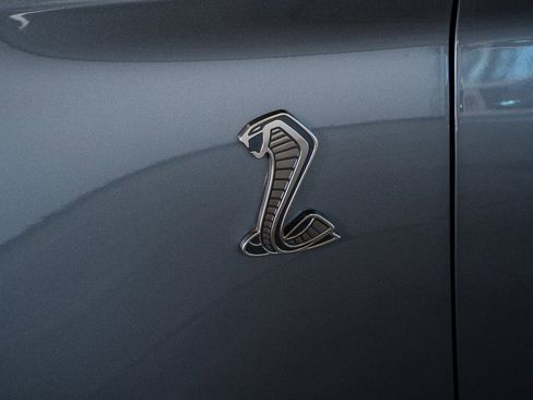 Used 2021 Ford Mustang Shelby GT500 w/ Technology Package image 25