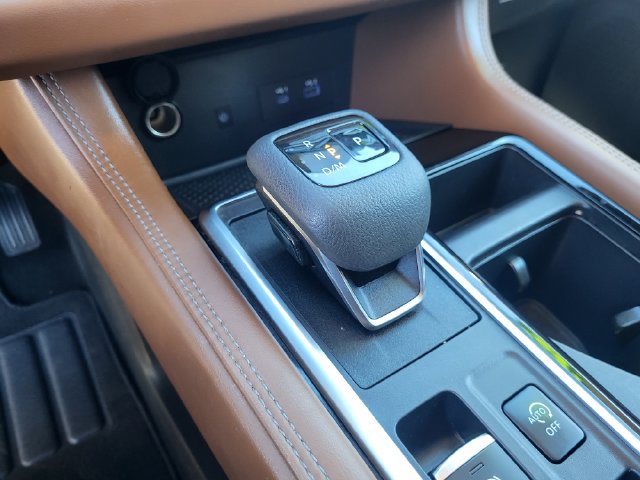Used 2023 Nissan Pathfinder Platinum w/ Lighting Package (N93) FWD image 18