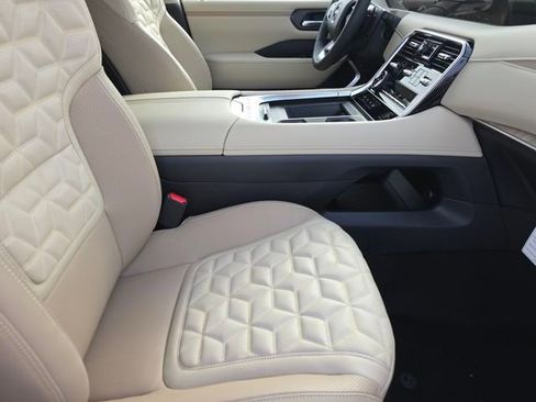 New 2026 Nissan Armada Platinum image 23