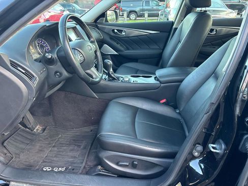 Used 2017 INFINITI Q50 Premium w/ 2.0T Premium Plus Package image 7