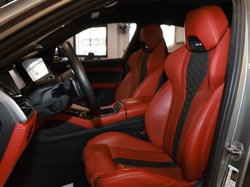 Used 2022 BMW X6 M w/ Competition Package image 11