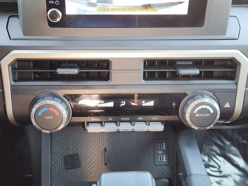 Used 2024 Toyota Tacoma SR image 14