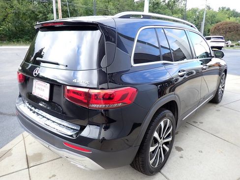 Used 2022 Mercedes-Benz GLB 250 4MATIC image 6