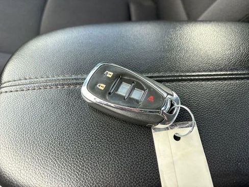 Used 2023 Chevrolet Malibu LT image 50