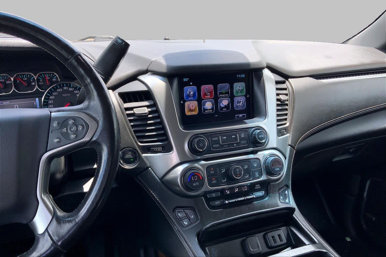 Used 2018 Chevrolet Suburban Premier RWD image 7