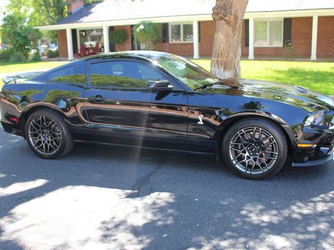 Used 2013 Ford Mustang Shelby GT500 image 43