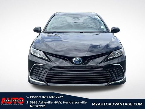 Used 2024 Toyota Camry LE FWD image 4