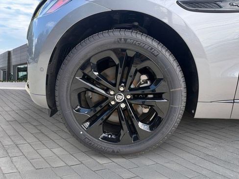 New 2026 Jaguar F-PACE R-Dynamic S AWD/4WD image 9