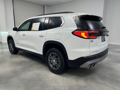 Used 2025 GMC Acadia Elevation image 5