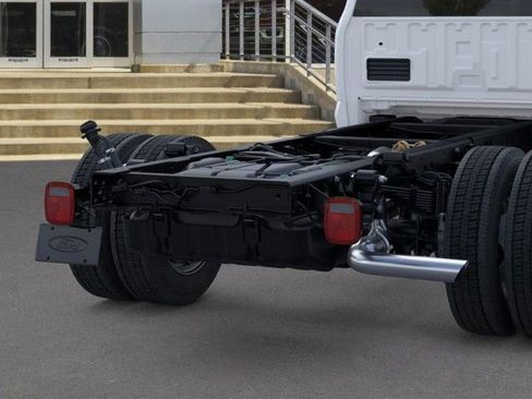 New 2026 Ford F450 XL w/ XL Chrome Package image 21