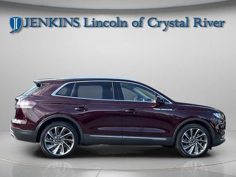 Certified 2022 Lincoln Nautilus Reserve w/ Equipment Group 202A image 15