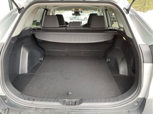 Used 2019 Toyota RAV4 LE w/ Carpet Mat Package image 8