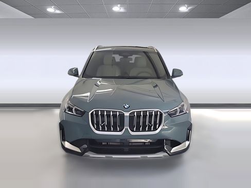 Used 2025 BMW X1 xDrive28i w/ Convenience Package image 2
