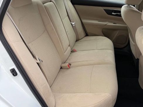 Used 2015 Nissan Altima 2.5 S w/ Power Driver Seat Package FWD image 16