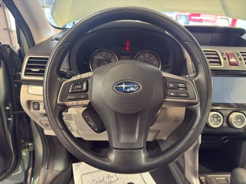 Used 2016 Subaru Forester 2.5i Premium AWD/4WD image 18