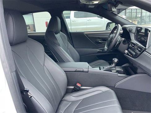 Used 2023 Lexus ES 350 F Sport image 17