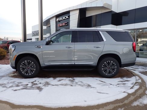 New 2026 GMC Yukon Elevation image 4