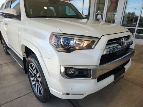 Certified 2022 Toyota 4Runner Limited AWD/4WD image 8