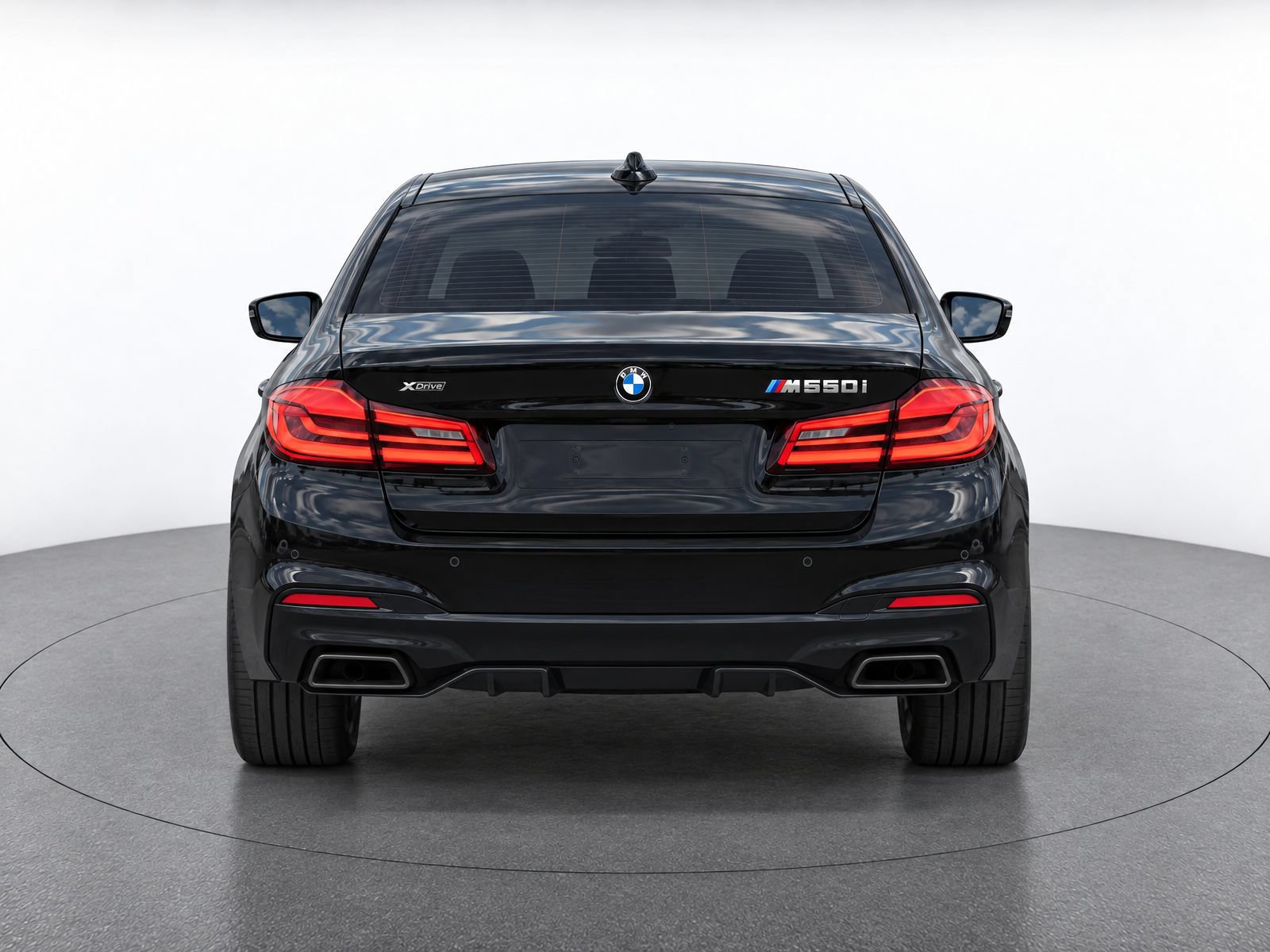 Used 2018 BMW M550i xDrive AWD/4WD image 7