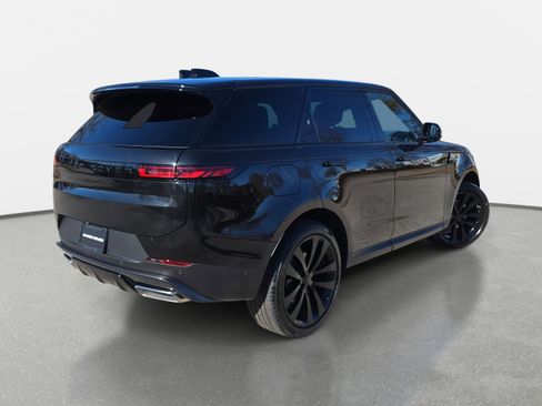 New 2026 Land Rover Range Rover Sport SE image 5
