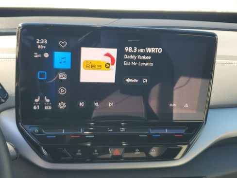 Used 2023 Volkswagen ID.4 Pro image 23