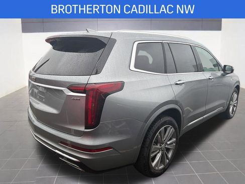 Used 2025 Cadillac XT6 Premium Luxury image 7