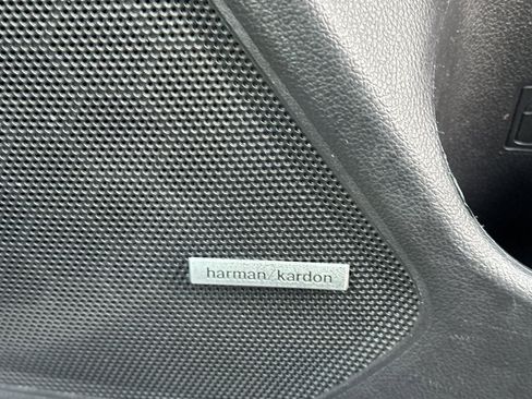 Used 2018 Subaru Outback 2.5i Limited image 21